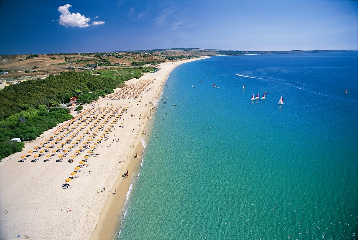 2-serene-the beach 4